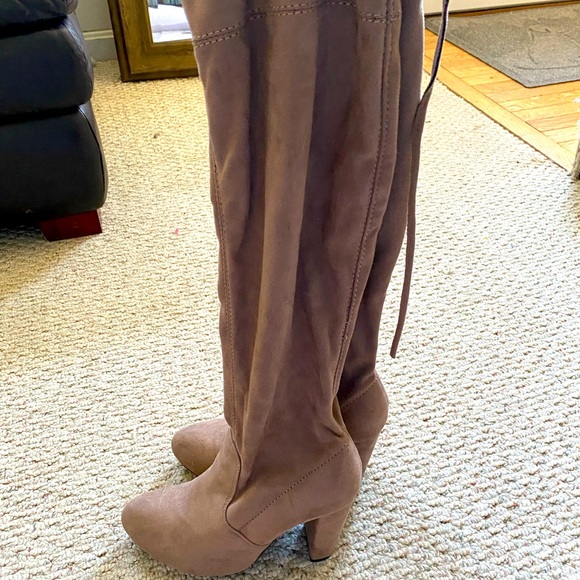 Knee high boots🤎 - Picture 3 of 3